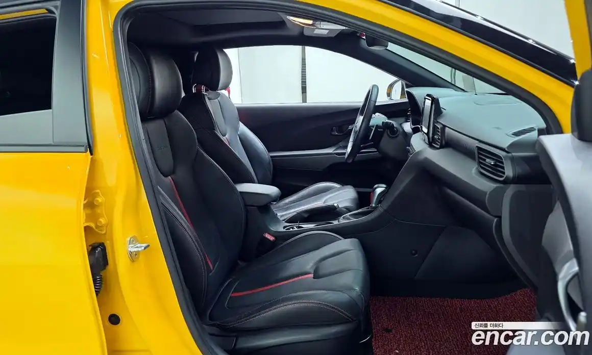 Hyundai Veloster 2018 1.6 Автомат в Москве № 111383, фото 19