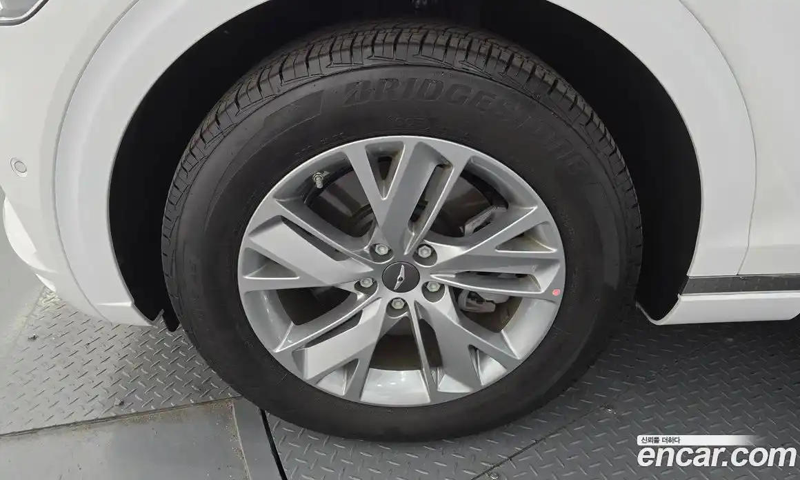 Genesis GV70 2024 2.5 Автомат в Москве № 112871, фото 4