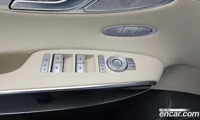 Genesis GV70 2024 2.5 Автомат в Москве № 112871, миниатюра 7