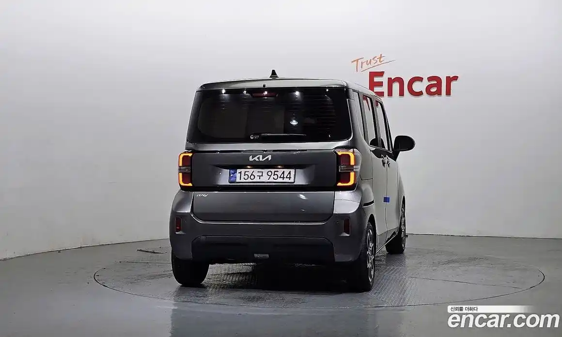Kia Ray 2024 1.0 Автомат в Москве № 114352, фото 18