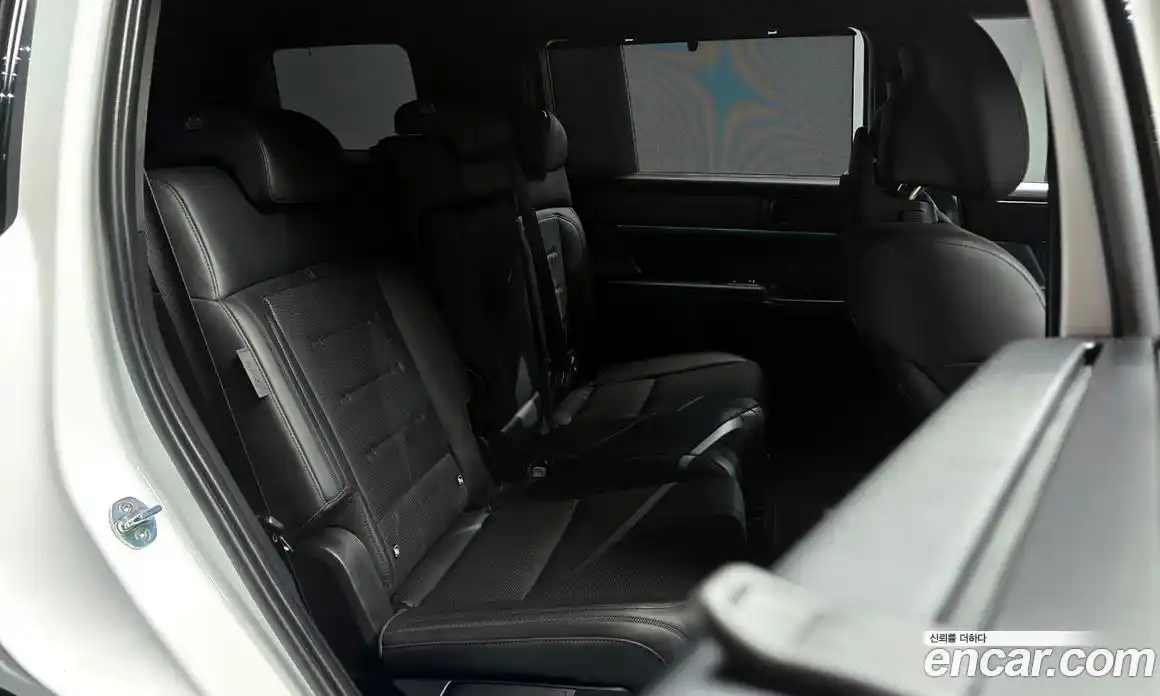 Hyundai Santa Fe 2024 1.6 Автомат в Москве № 117432, фото 16