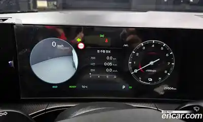 Hyundai Santa Fe 2024 1.6 Автомат в Москве № 117432, миниатюра 10