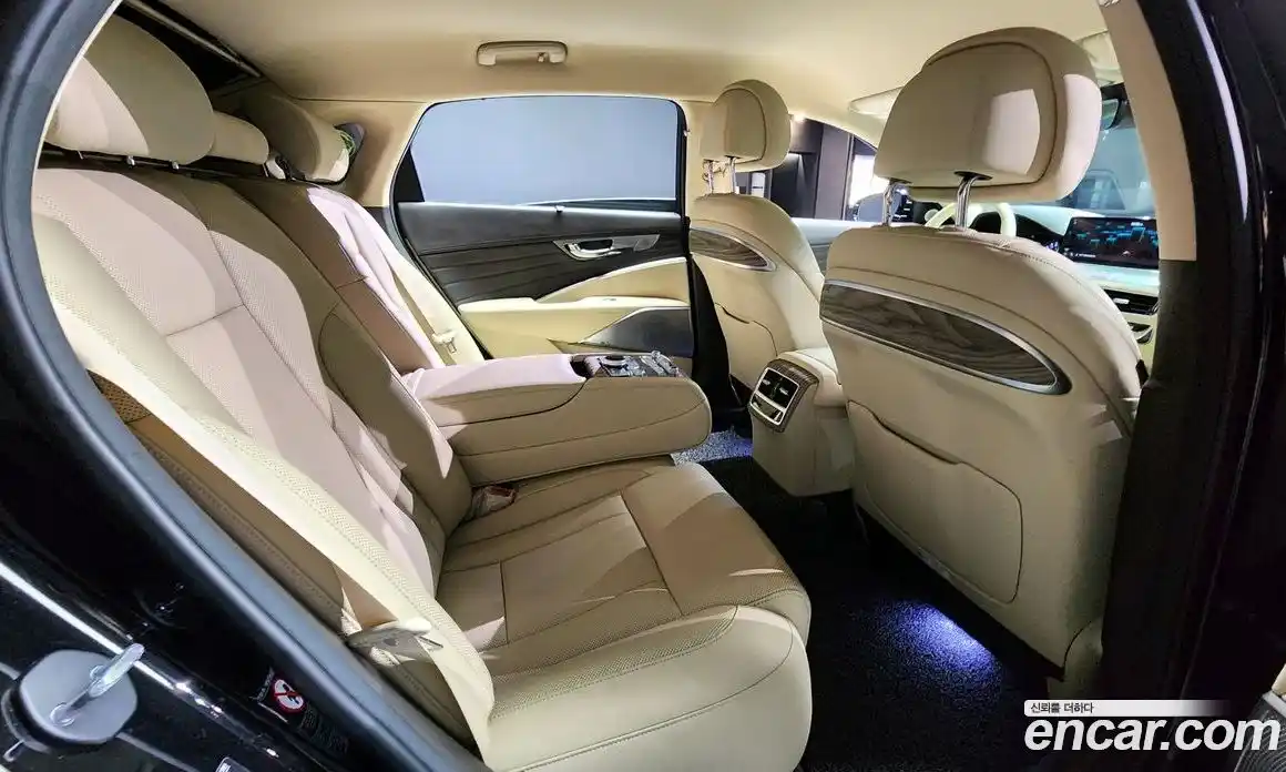 Kia K9 2022 3.8 Автомат в Москве № 120740, фото 16