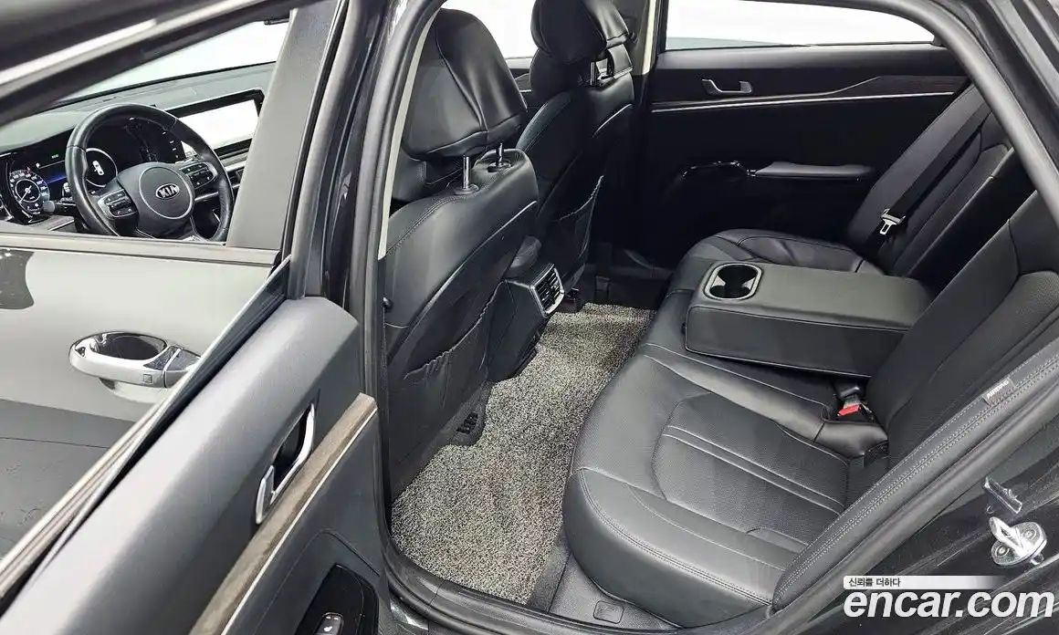 Kia K5 2021 2.0 Автомат в Москве № 121230, фото 15