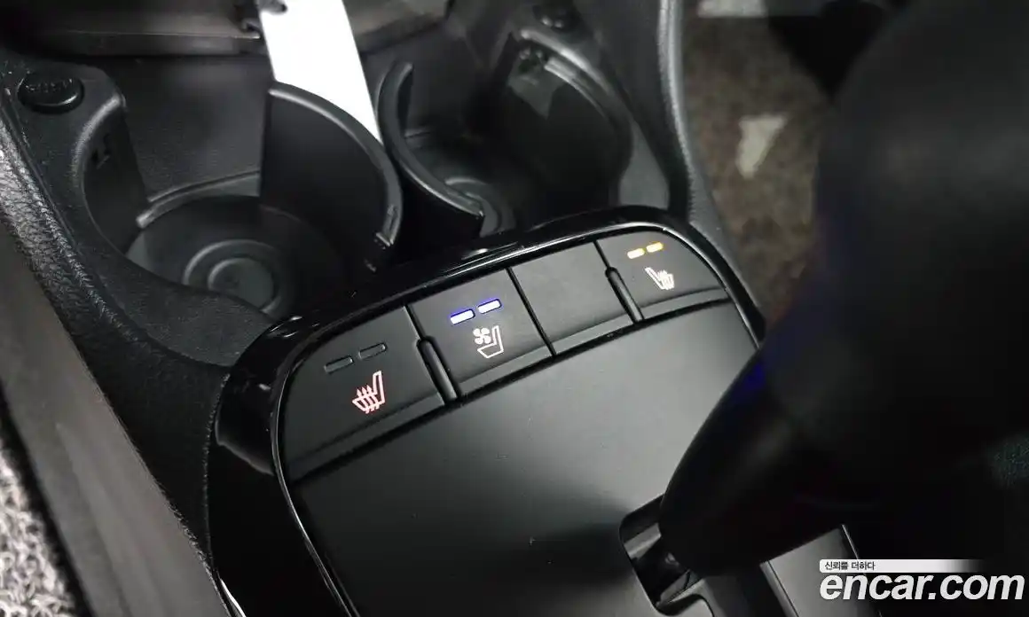 Kia Morning 2024 1.0 Автомат в Москве № 121597, фото 17