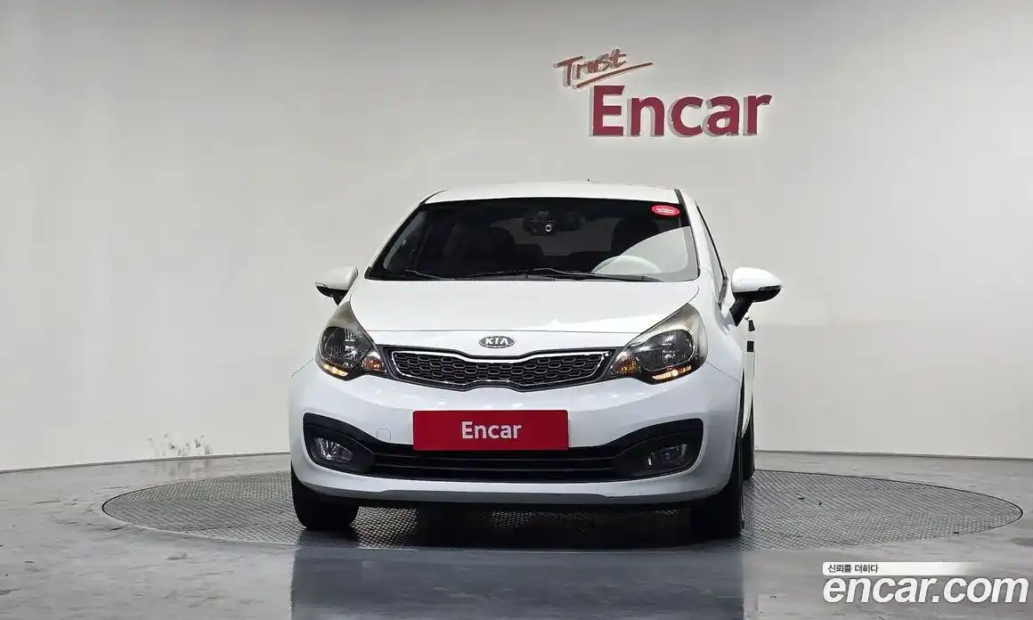 Kia Pride 2012 1.6 Автомат в Москве № 123012, фото 13