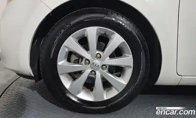 Kia Pride 2012 1.6 Автомат в Москве № 123012, миниатюра 2