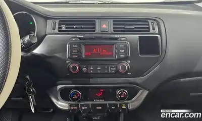 Kia Pride 2012 1.6 Автомат в Москве № 123012, миниатюра 7