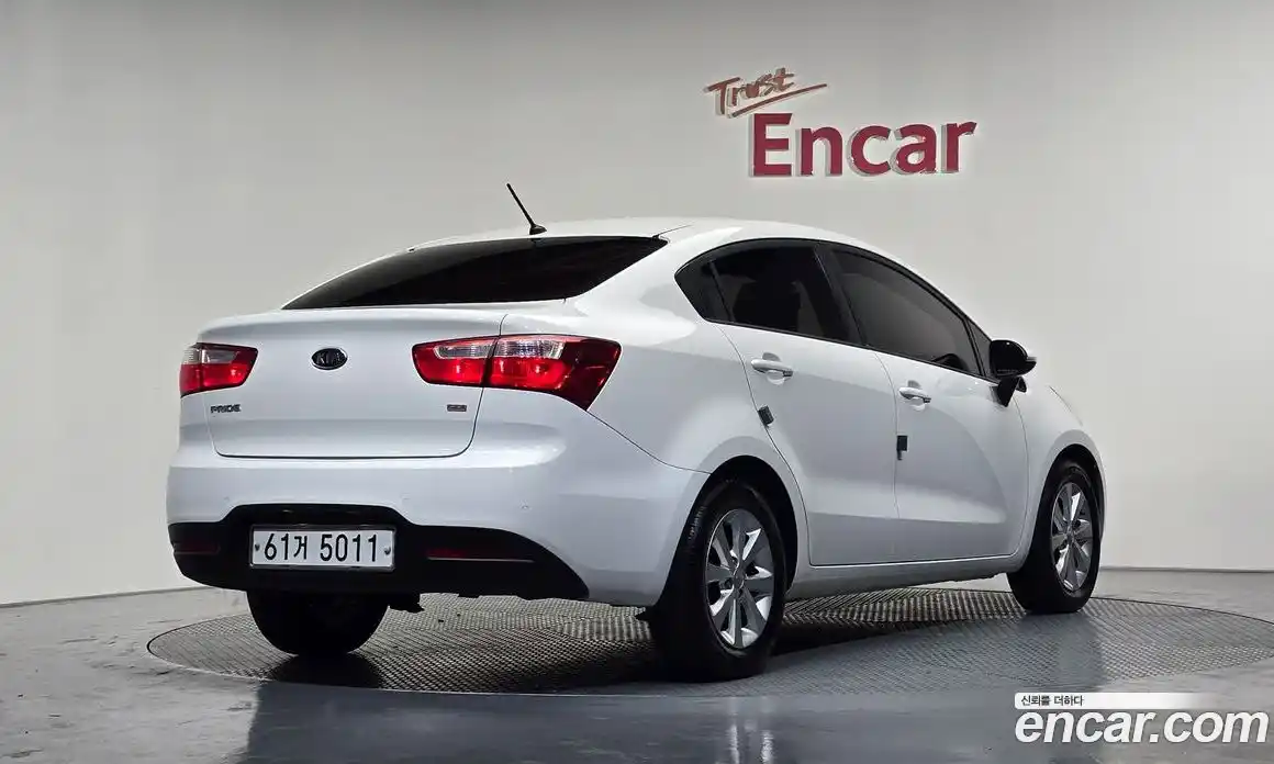 Kia Pride 2012 1.6 Автомат в Москве № 123012, фото 8