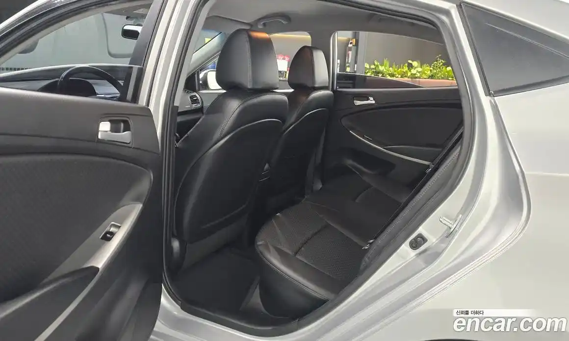 Hyundai Accent 2016 1.4 Автомат в Москве № 126850, фото 12