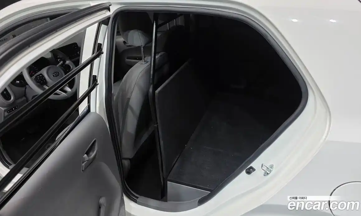 Kia Morning 2021 1.0 Автомат в Москве № 131764, фото 7