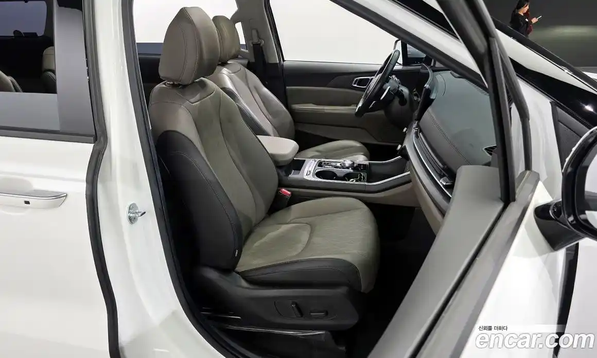 Kia Canival 2024 2.2 Автомат в Москве № 132117, фото 20