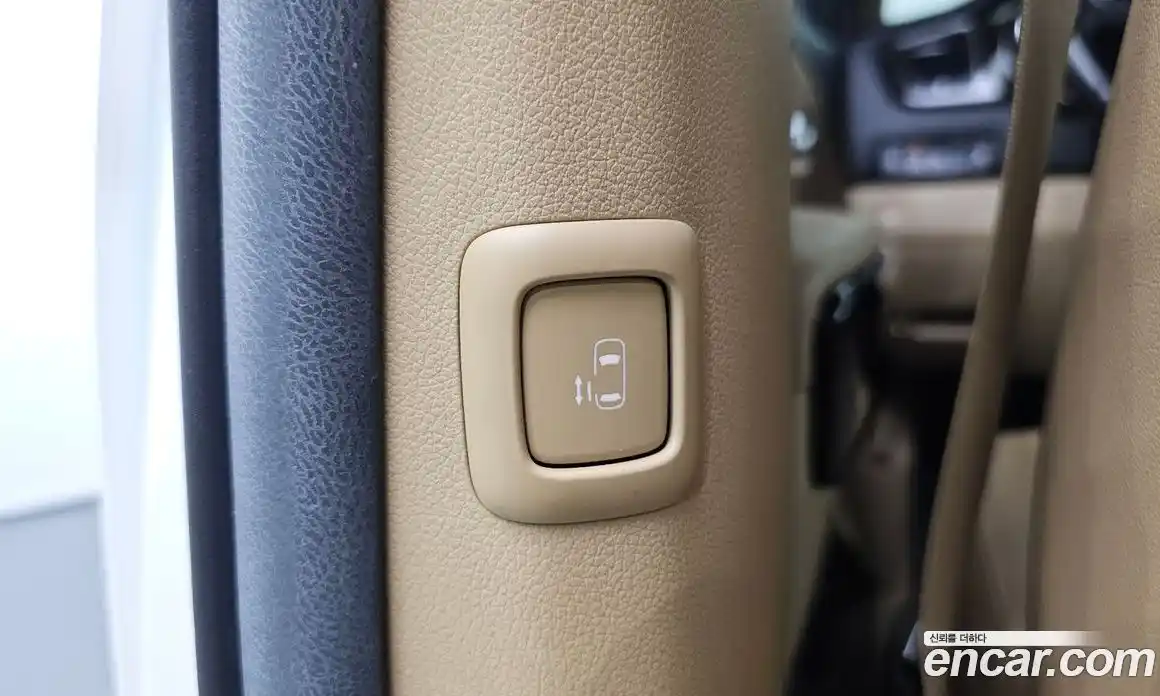 Kia Canival 2019 2.2 Автомат в Москве № 133323, фото 15