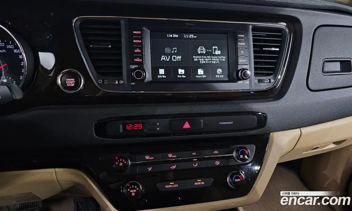 Kia Canival 2019 2.2 Автомат в Москве № 133323, фото 4