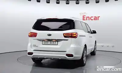Kia Canival 2019 2.2 Автомат в Москве № 133323, миниатюра 10