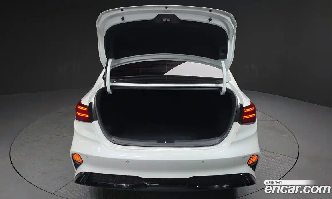 Kia K3 2022 1.6 Автомат в Москве № 13904, фото 20