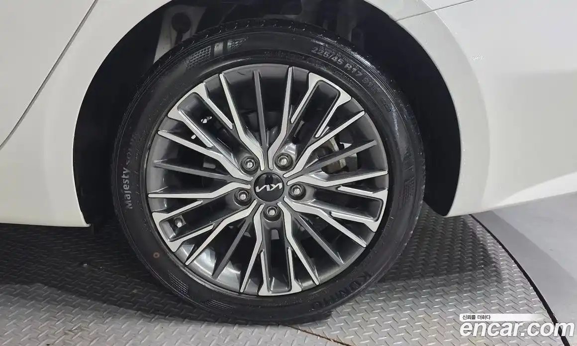 Kia K3 2022 1.6 Автомат в Москве № 13904, фото 5