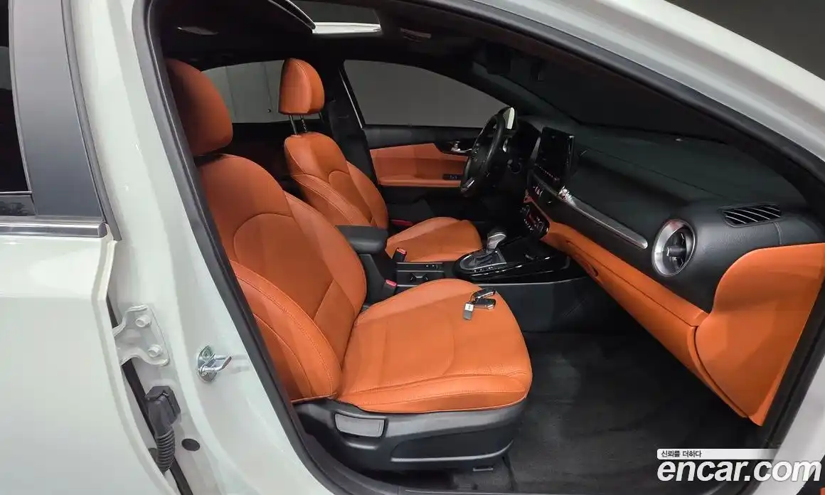 Kia K3 2022 1.6 Автомат в Москве № 13904, фото 10