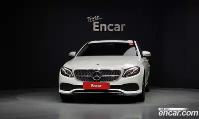 Mercedes-Benz E-Class 2020 1.9 Автомат в Москве № 140490, миниатюра 11