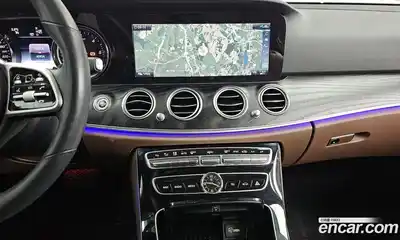 Mercedes-Benz E-Class 2020 1.9 Автомат в Москве № 140490, миниатюра 6