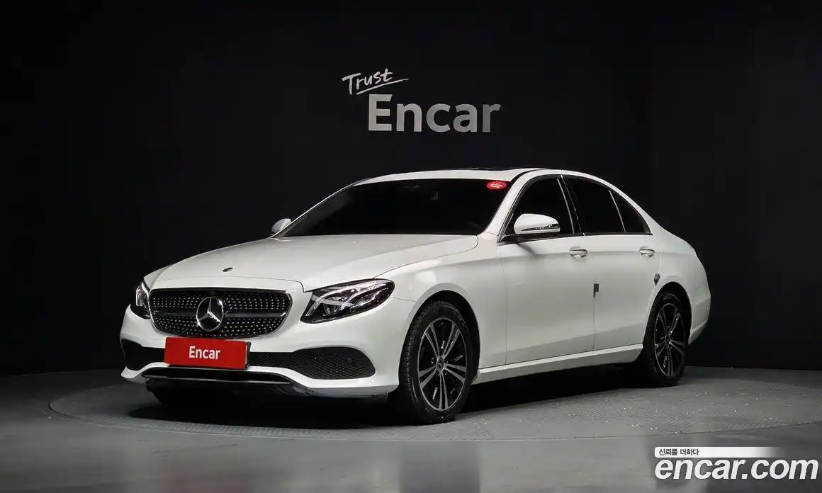Mercedes-Benz E-Class 2020 1.9 Автомат в Москве № 140490, фото 7