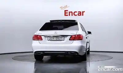Mercedes-Benz E-Class 2016 3.5 Автомат в Москве № 142232, миниатюра 4