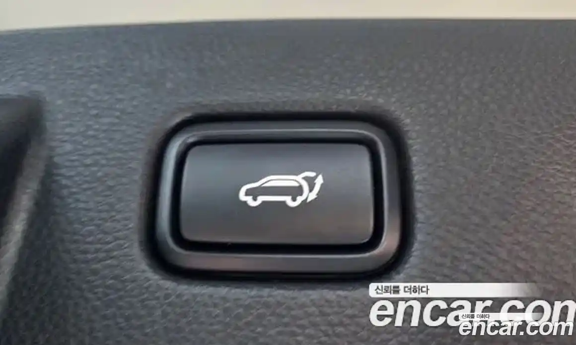 Kia Seltos 2023 2.0 Автомат в Москве № 14280, фото 20