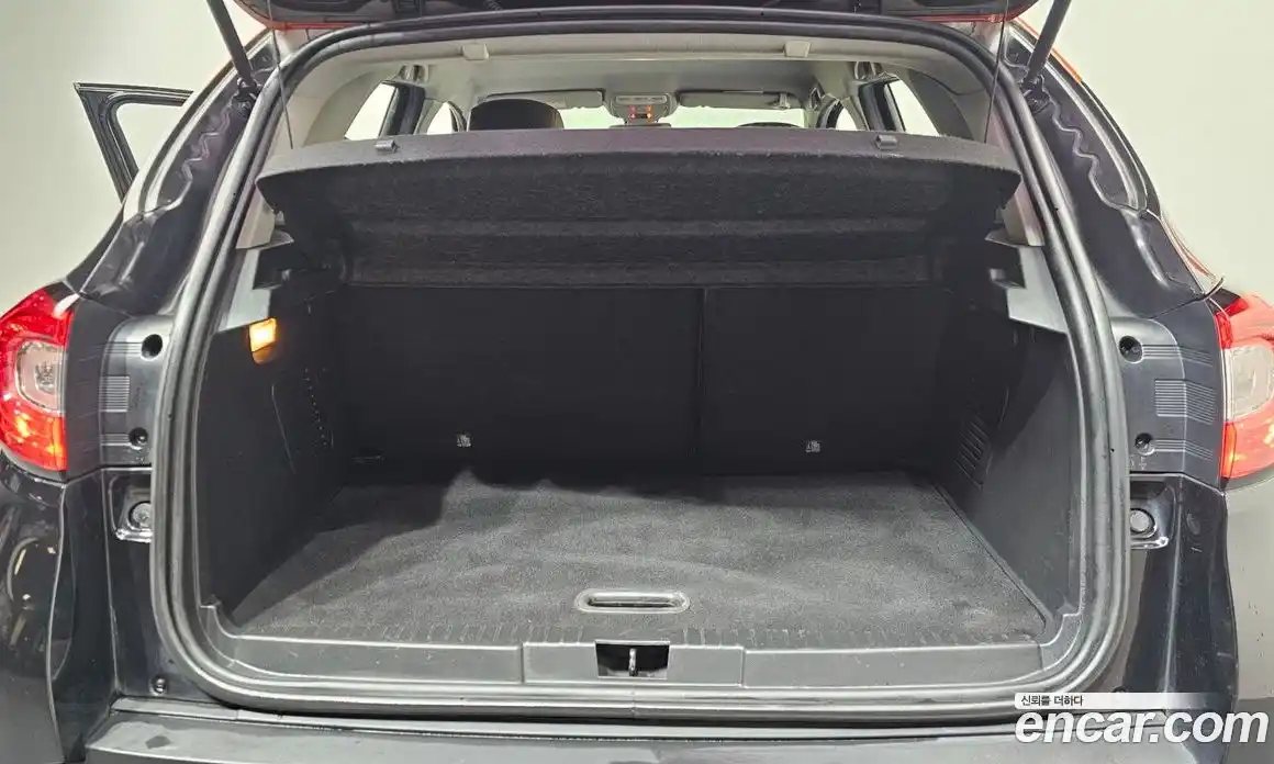 Renault QM3 2015 1.5 Автомат в Москве № 144190, фото 17