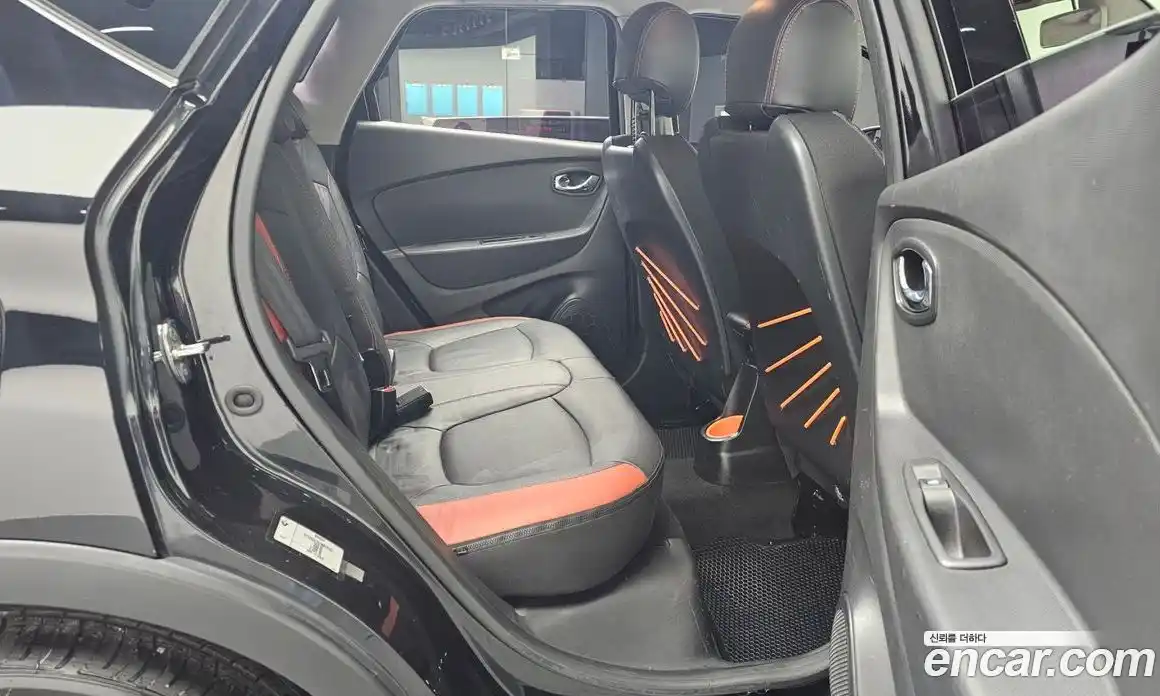 Renault QM3 2015 1.5 Автомат в Москве № 144190, фото 19