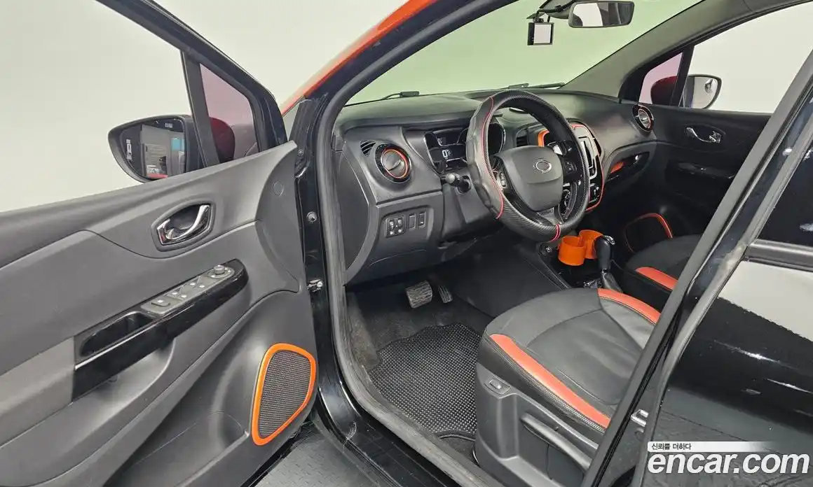 Renault QM3 2015 1.5 Автомат в Москве № 144190, фото 20