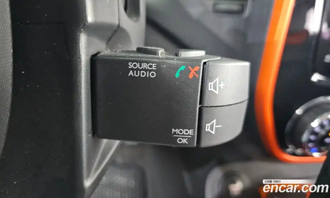 Renault QM3 2015 1.5 Автомат в Москве № 144190, фото 8