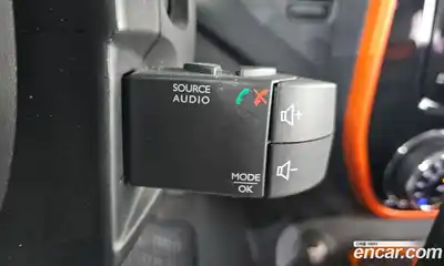 Renault QM3 2015 1.5 Автомат в Москве № 144190, миниатюра 8