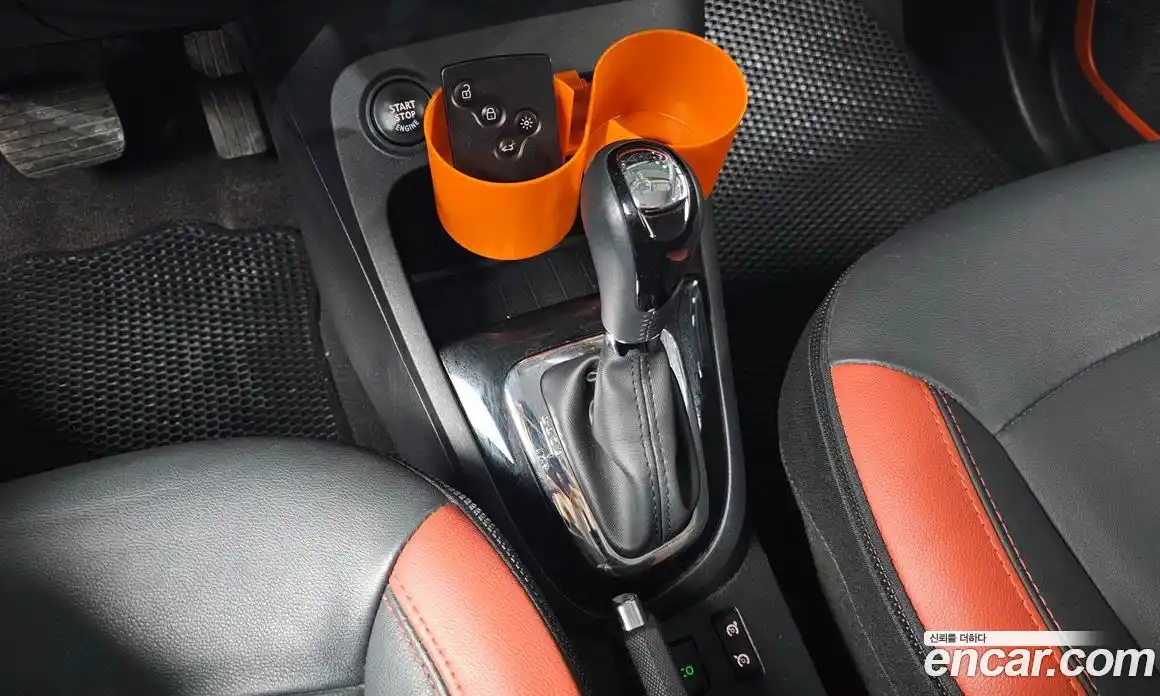 Renault QM3 2015 1.5 Автомат в Москве № 144190, фото 10