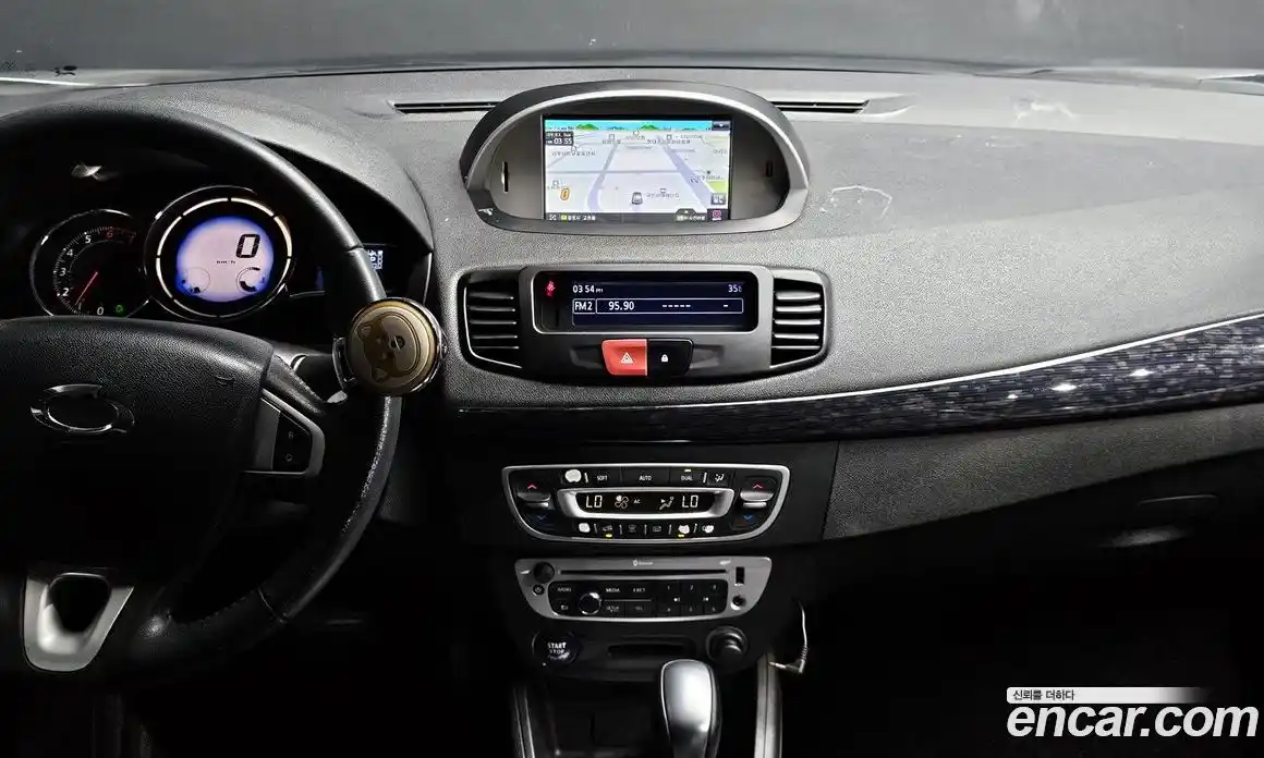 Renault SM3 2015 1.6 Автомат в Москве № 149972, фото 5