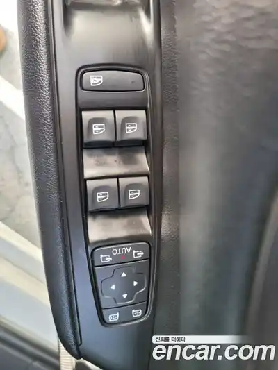 Renault SM6 2022 2.0 Автомат в Москве № 152853, миниатюра 11