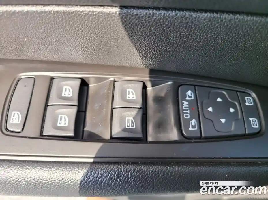 Renault SM6 2022 2.0 Автомат в Москве № 152853, фото 13