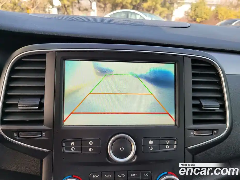 Renault SM6 2022 2.0 Автомат в Москве № 152853, фото 16