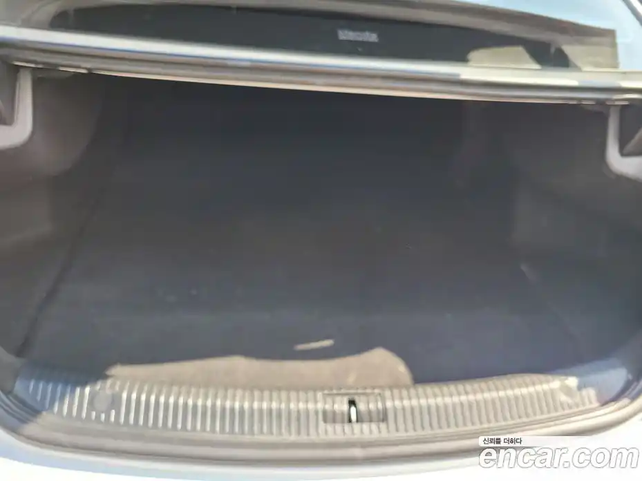 Renault SM6 2022 2.0 Автомат в Москве № 152853, фото 18