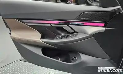 BMW 5-Series 2025 2.0 Автомат в Москве № 153986, миниатюра 12