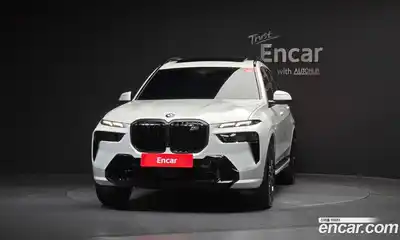 BMW X7, 2025