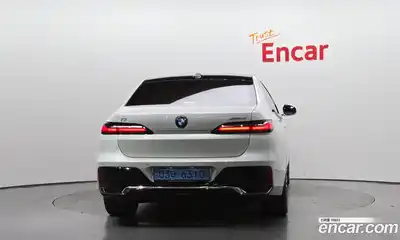 BMW i7, 2023