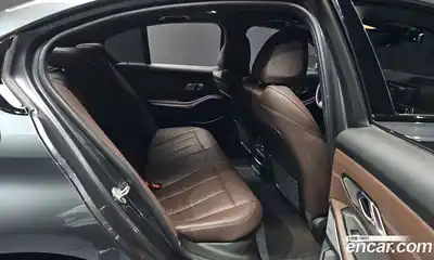 BMW 3-Series 2021 2.0 Автомат в Москве № 157256, миниатюра 3