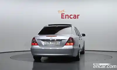 Mercedes-Benz E-Class 2009 3.5 Автомат в Москве № 157817, миниатюра 11