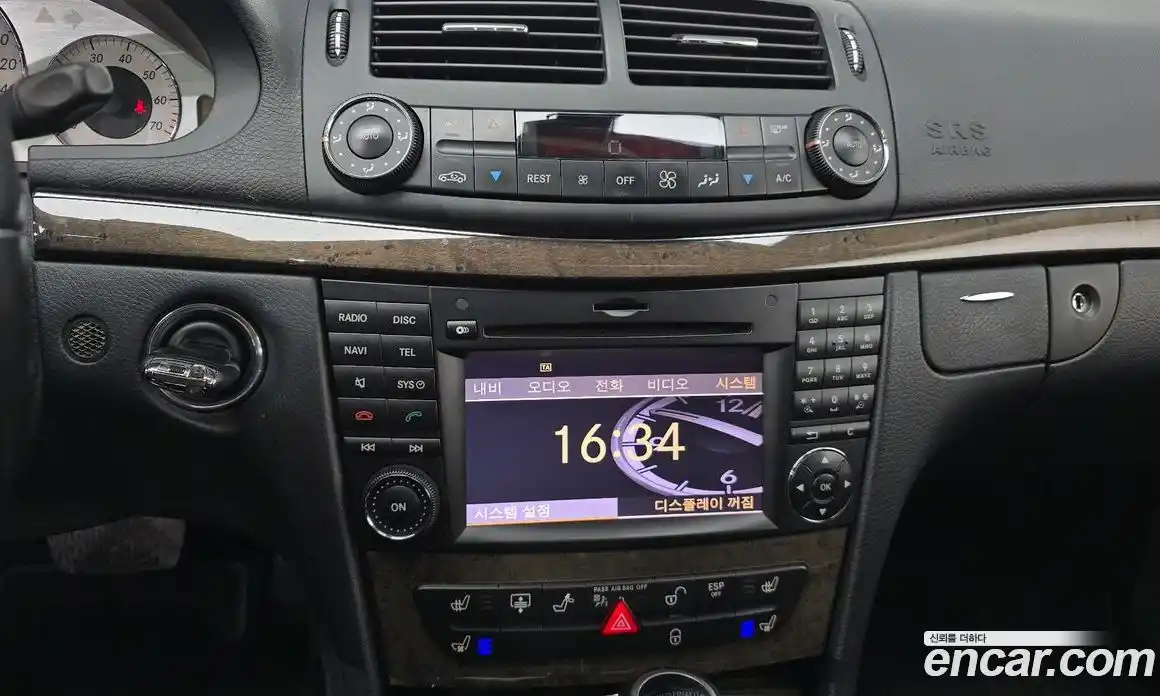 Mercedes-Benz E-Class 2009 3.5 Автомат в Москве № 157817, фото 6