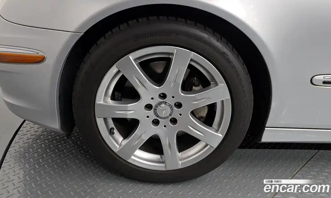 Mercedes-Benz E-Class 2009 3.5 Автомат в Москве № 157817, фото 7