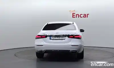 Mercedes-Benz E-Class 2021 2.0 Автомат в Москве № 158263, миниатюра 5