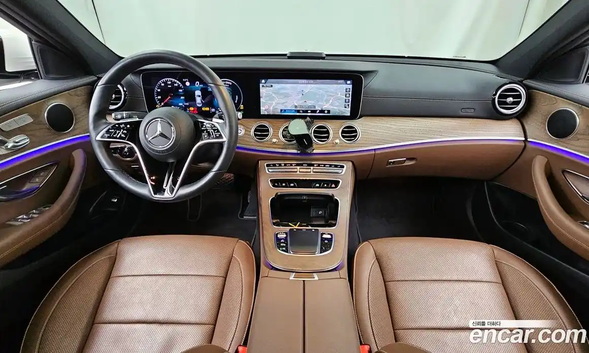 Mercedes-Benz E-Class 2022 2.0 Автомат в Москве № 160341, фото 13