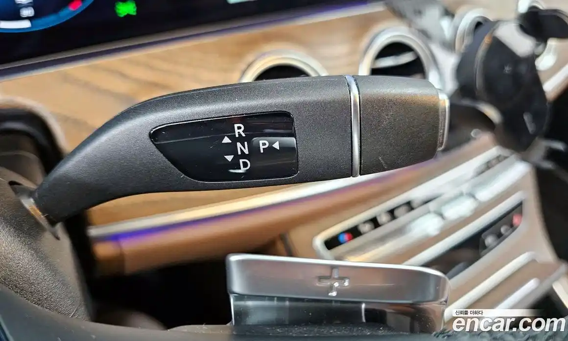 Mercedes-Benz E-Class 2022 2.0 Автомат в Москве № 160341, фото 5