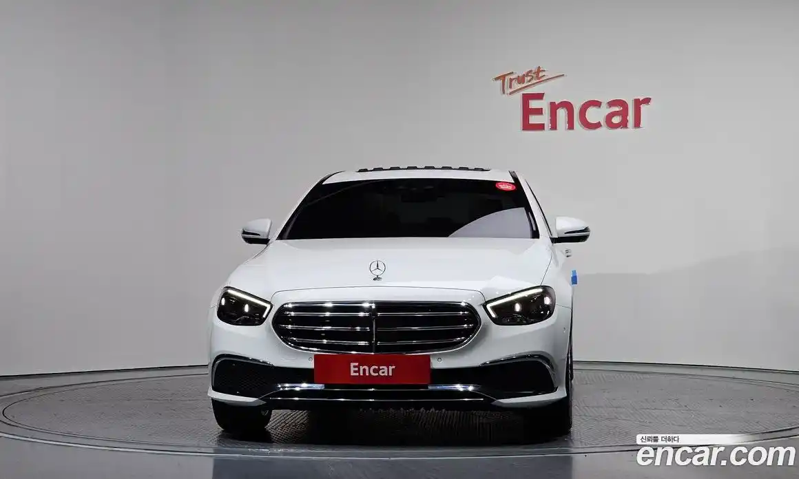 Mercedes-Benz E-Class 2022 2.0 Автомат в Москве № 160341, фото 10