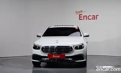 Mercedes-Benz E-Class 2022 2.0 Автомат в Москве № 160341, миниатюра 10